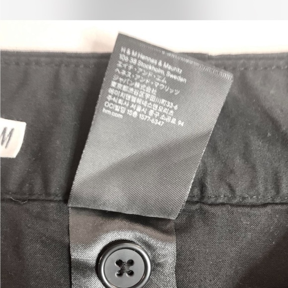 Black H&M pants. - Picture 4 of 4